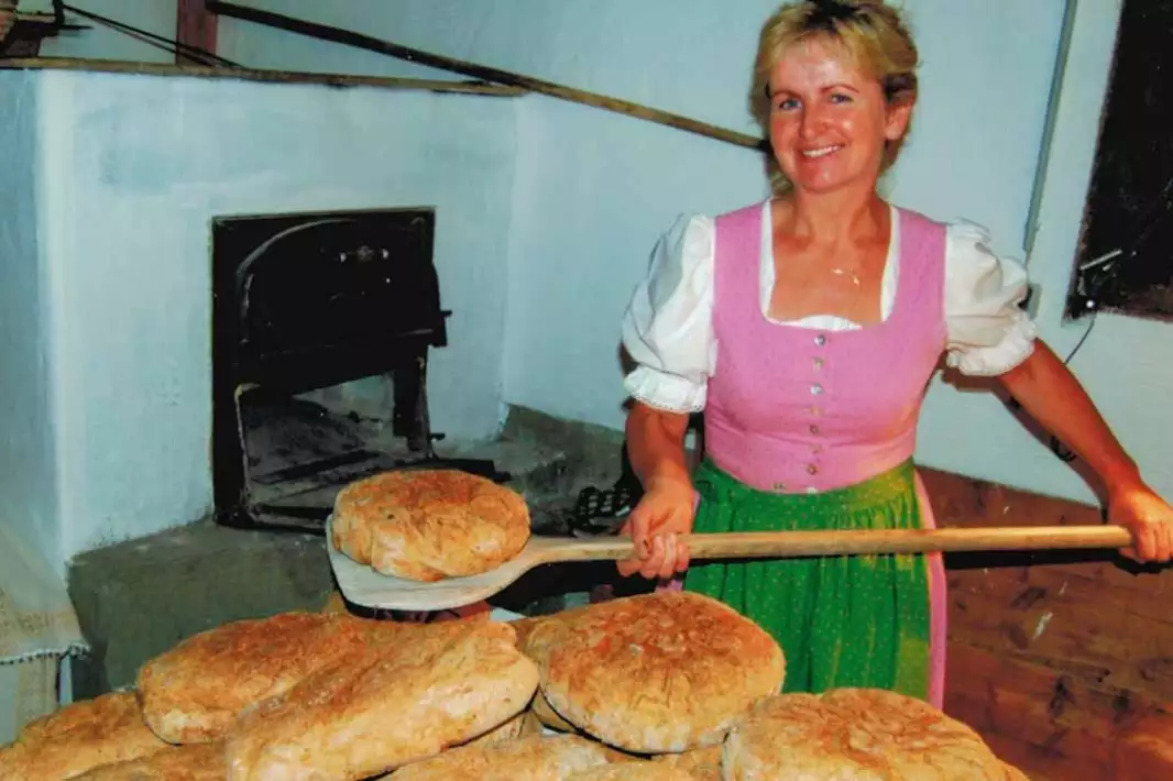 Sauerteig-Holzofenbrot vom Ottingerhof