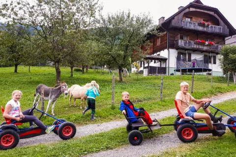 00_ottingerhof-bildergalerie